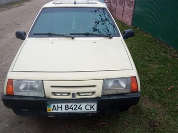 Авто ВАЗ 2109 1990 № 8284210