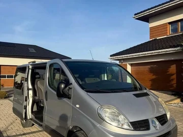 Авто Renault Trafic 2011 № 8284385