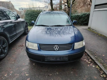 Авто Volkswagen Passat Variant 2000 № 8284390