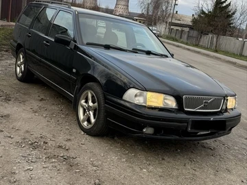 Авто Volvo V70 2000 № 8284659