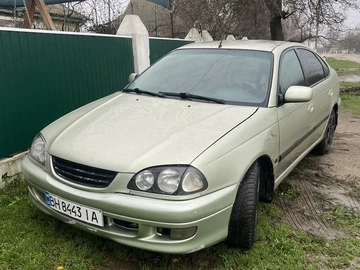 Авто Toyota Avensis 2000 № 8284774