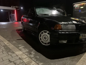 Авто BMW 3 Серия 1995 № 8284802