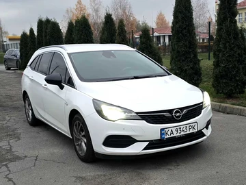 Авто Opel Astra 2021 № 8284906