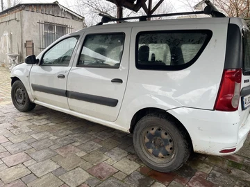 Авто Renault Logan 2009 № 8285190