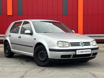Авто Volkswagen Golf 2003 № 8285394