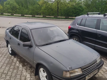 Авто Opel Vectra 1992 № 8285651
