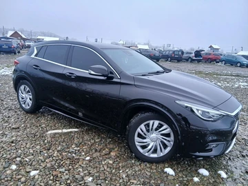 Авто Infiniti Q30 2016 № 8285824