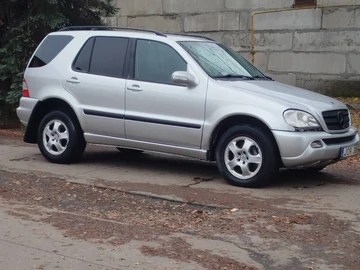Авто Mercedes Ml Серия 2004 № 8286109