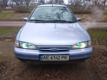 Авто Ford Mondeo 1995 № 8286159