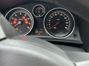 Авто Opel Astra 2005 № 8286401