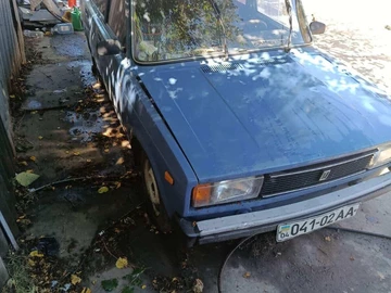 Авто ВАЗ 2105 2000 № 8286422