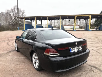 Авто BMW 7 Серия 2003 № 8286438