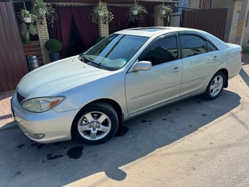 Авто Toyota Camry 2004 № 8286525