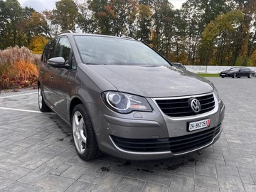 Авто Volkswagen Touran 2010 № 8286672