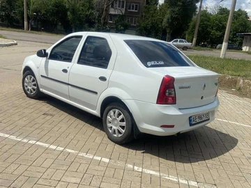 Авто Renault Logan 2011 № 8286780