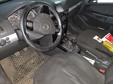 Авто Opel Astra 2010 № 8287127