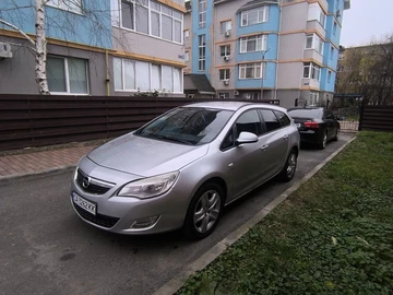 Авто Opel Astra 2012 № 8287139