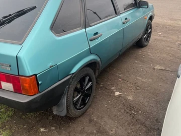Авто ВАЗ 2109 1999 № 8287187