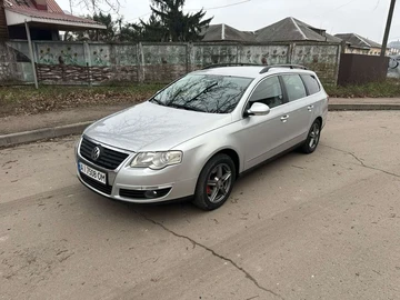 Авто Volkswagen Passat Variant 2006 № 8287414