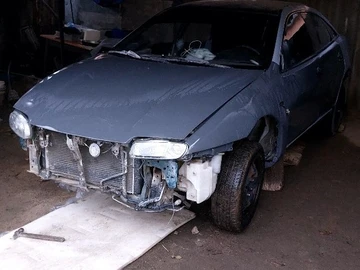 Авто Mazda 323 1997 № 8287435