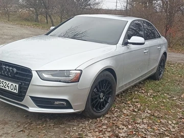 Авто Audi A4 2013 № 8287444