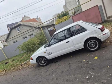 Авто Mazda 323 1993 № 8287891