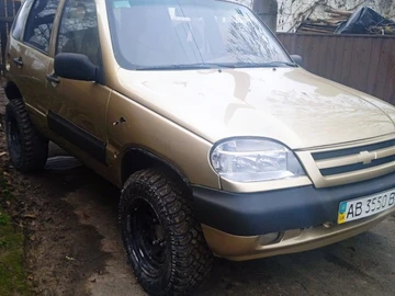 Авто Chevrolet Niva 2005 № 8287940