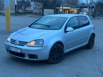 Авто Volkswagen Golf 2003 № 8288004