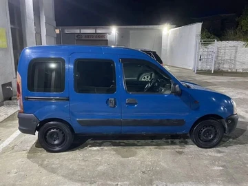 Авто Renault Kangoo Passenger 2002 № 8288451