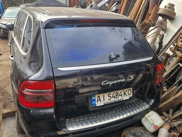 Авто Porsche Cayenne S 2004 № 8288510
