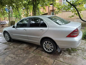 Авто Mercedes 220 2002 № 8288675