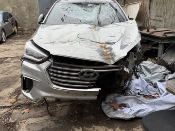 Авто Hyundai Santa Fe 2018 № 8288686