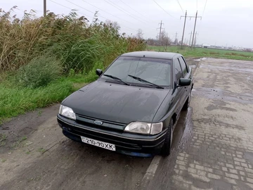 Авто Ford Escort 1992 № 8288701