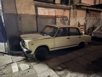 Авто ВАЗ 2107 1986 № 8288895