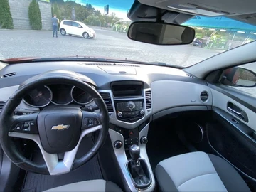 Авто Chevrolet Cruze 2011 № 8289032