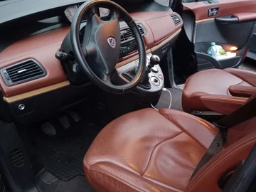 Авто Lancia Phedra 2010 № 8289057
