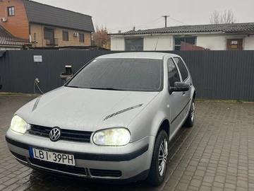 Авто Volkswagen Golf 2002 № 8289066