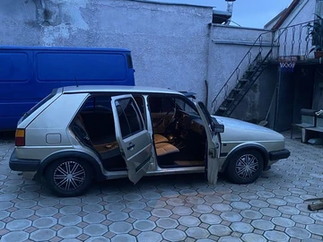 Авто Volkswagen Golf 1985 № 8289168