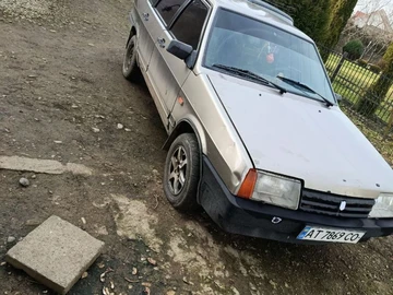 Авто ВАЗ 21099 2002 № 8289414