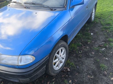 Авто Opel Astra 1993 № 8289430