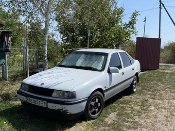 Авто Opel Vectra 1989 № 8289480