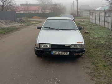 Авто Mazda 626 1986 № 8289575