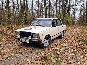 Авто ВАЗ 2107 1989 № 8289777