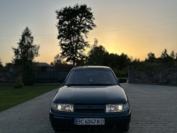 Авто ВАЗ 2110 2001 № 8289802