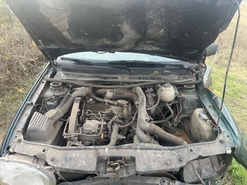 Авто Volkswagen Golf 2000 № 8289965