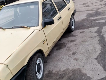 Авто ВАЗ 2109 1993 № 8290026