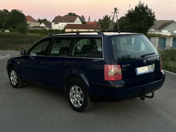 Авто Volkswagen Passat Variant 2000 № 8290325