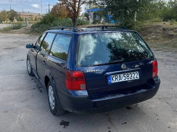 Авто Volkswagen Passat Variant 1998 № 8290330