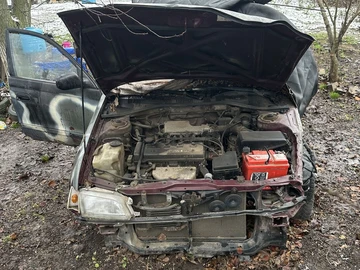 Авто Toyota Carina E 1995 № 8290335