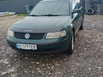 Авто Volkswagen Passat Cc 1999 № 8290394